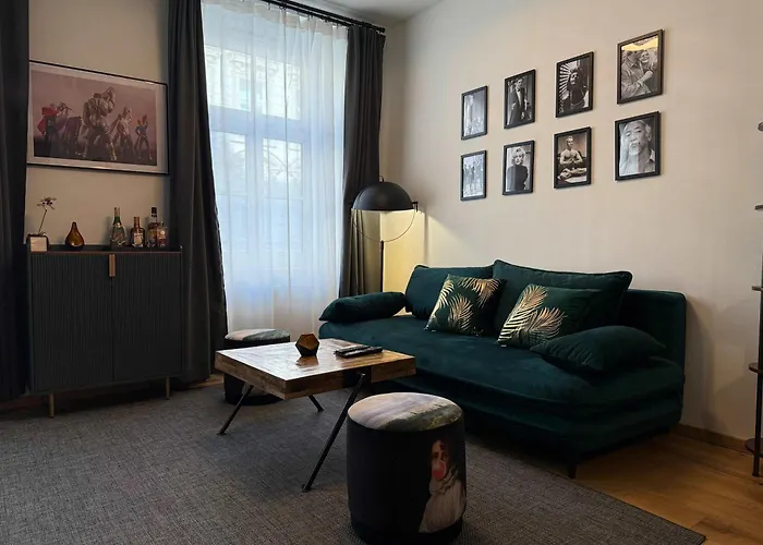 High-end In Apartment *